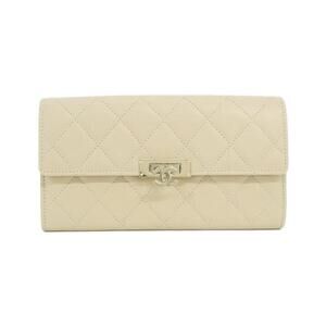CHANEL Cream Wallet